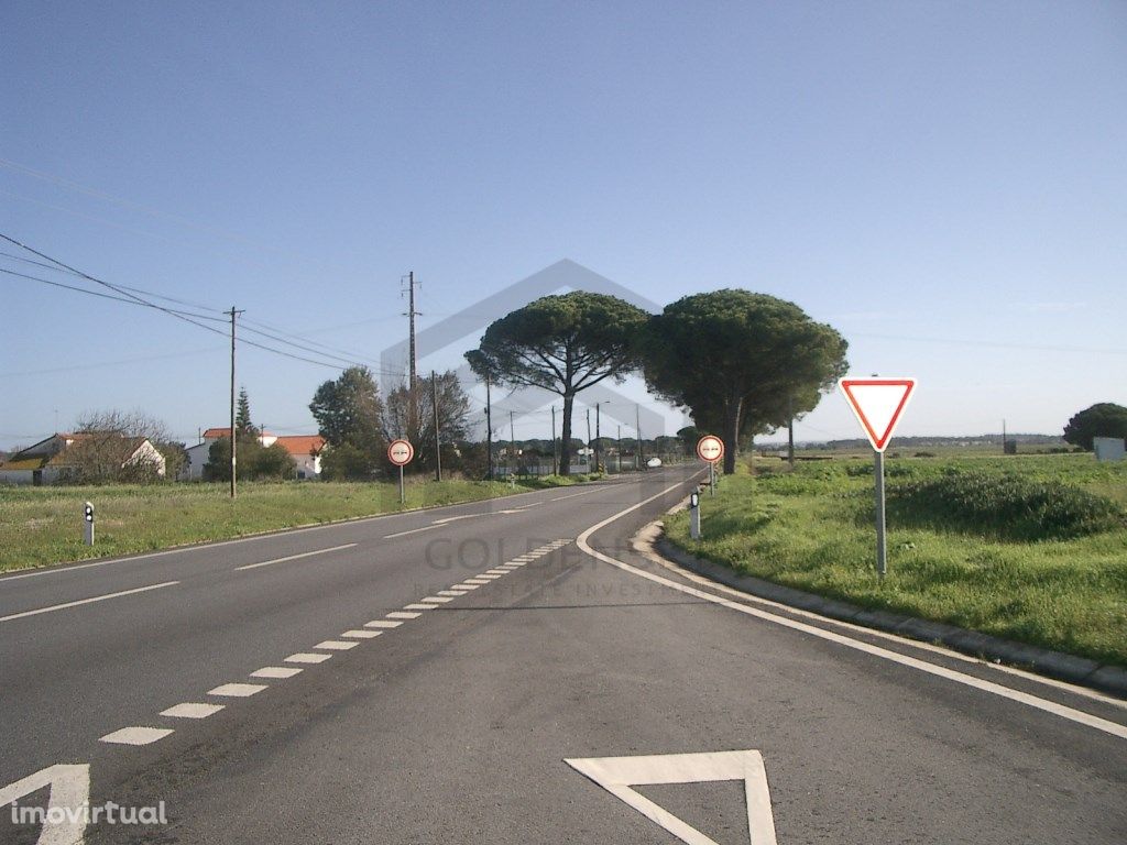 Características : Terreno para agricultura/outros. Situad...