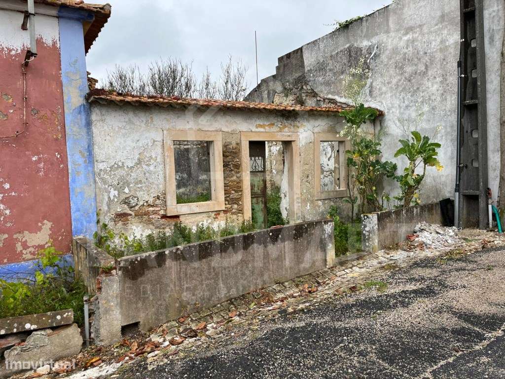 Moradia T2, Centro de Turquel - Grande imagem: 2/4