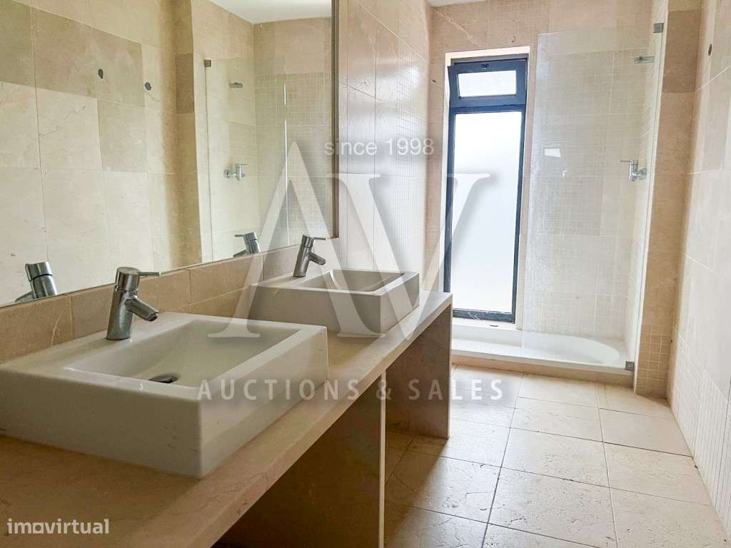 Moradia de luxo| V4 | 500 m da Praia Verde| Golfe-22