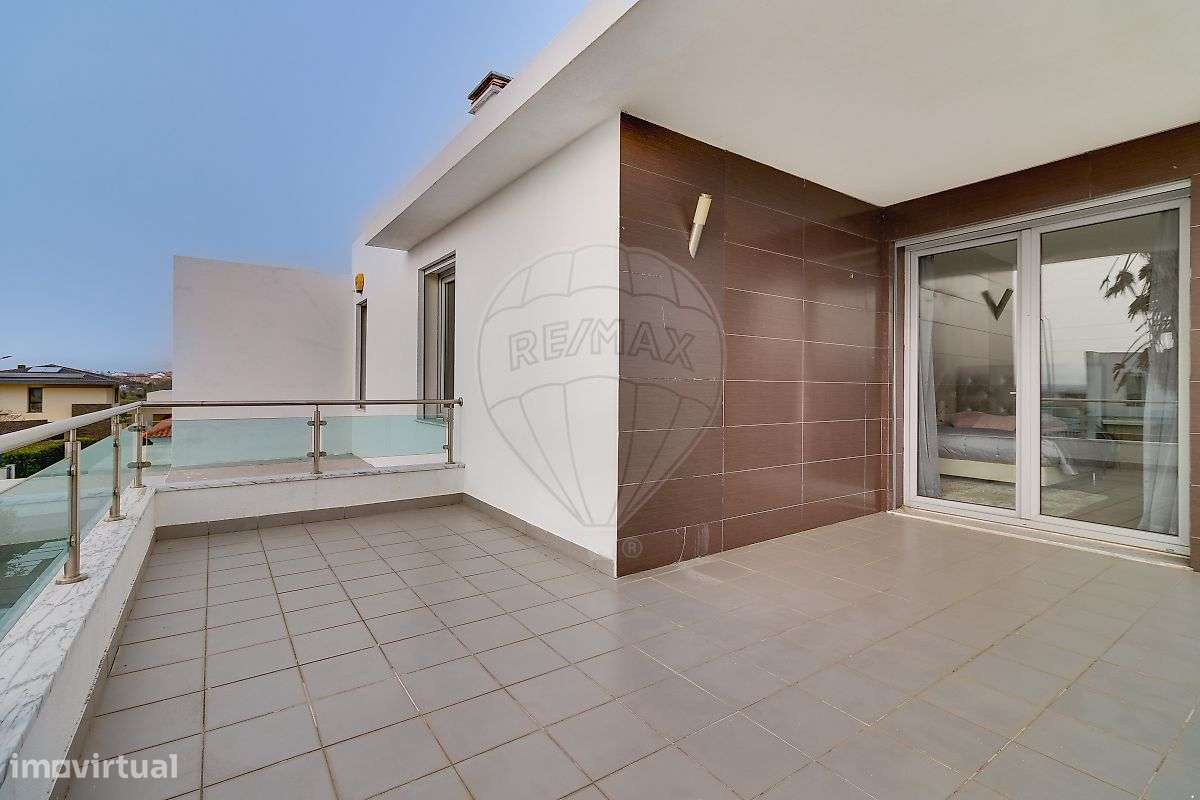 Moradia T4 para venda-18