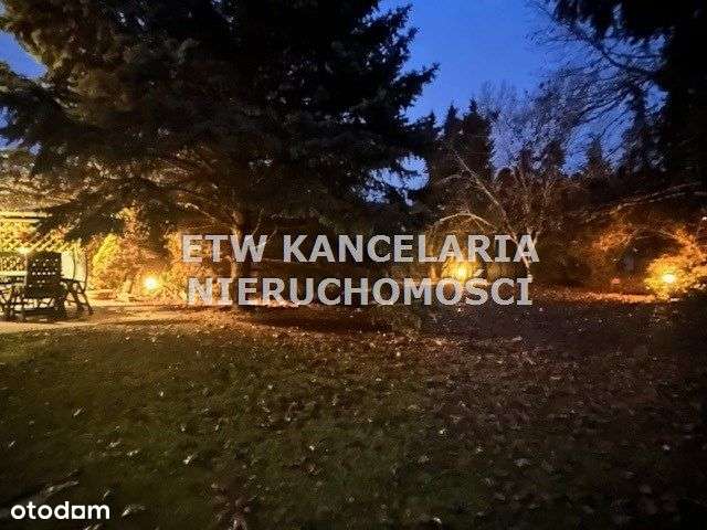 Wygodny dom rodzinny z fotowoltaiką.-3