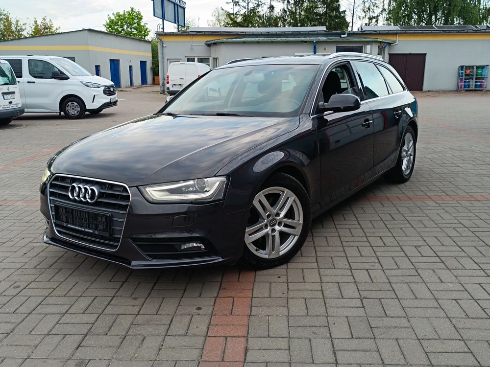 Audi A4 B8 (2007-2015) 2.0 TDI DPF Ambition 2012