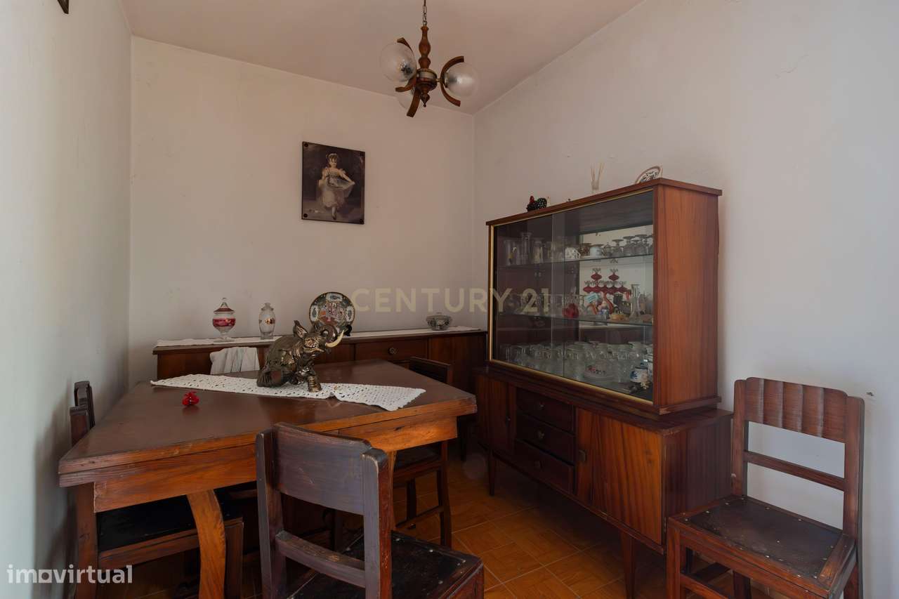 Moradia T3 Térrea Marinha Grande-12