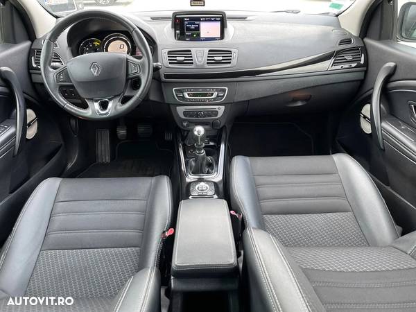 Renault Megane ENERGY dCi 130 BOSE EDITION - 6