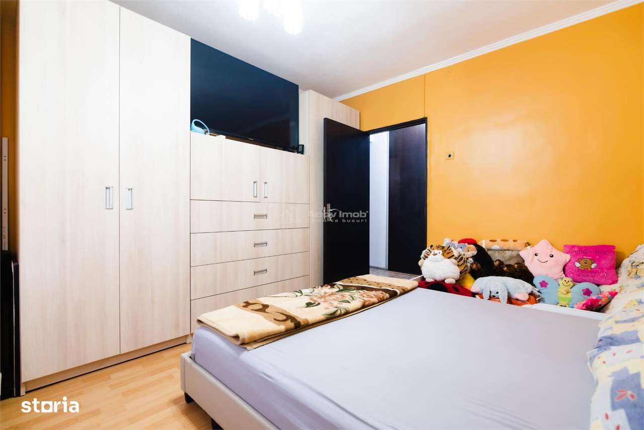 Apartament spatios cu 4 camere si 2 bai -  in zona linistita -  aproap - Imagine principală: 3/11