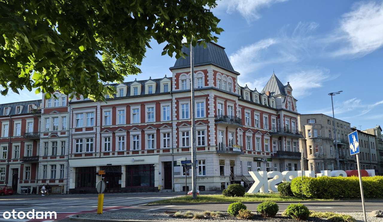lokal biurowy / lokal użytkowy 1 piętro w ścisłym centrum Słupska