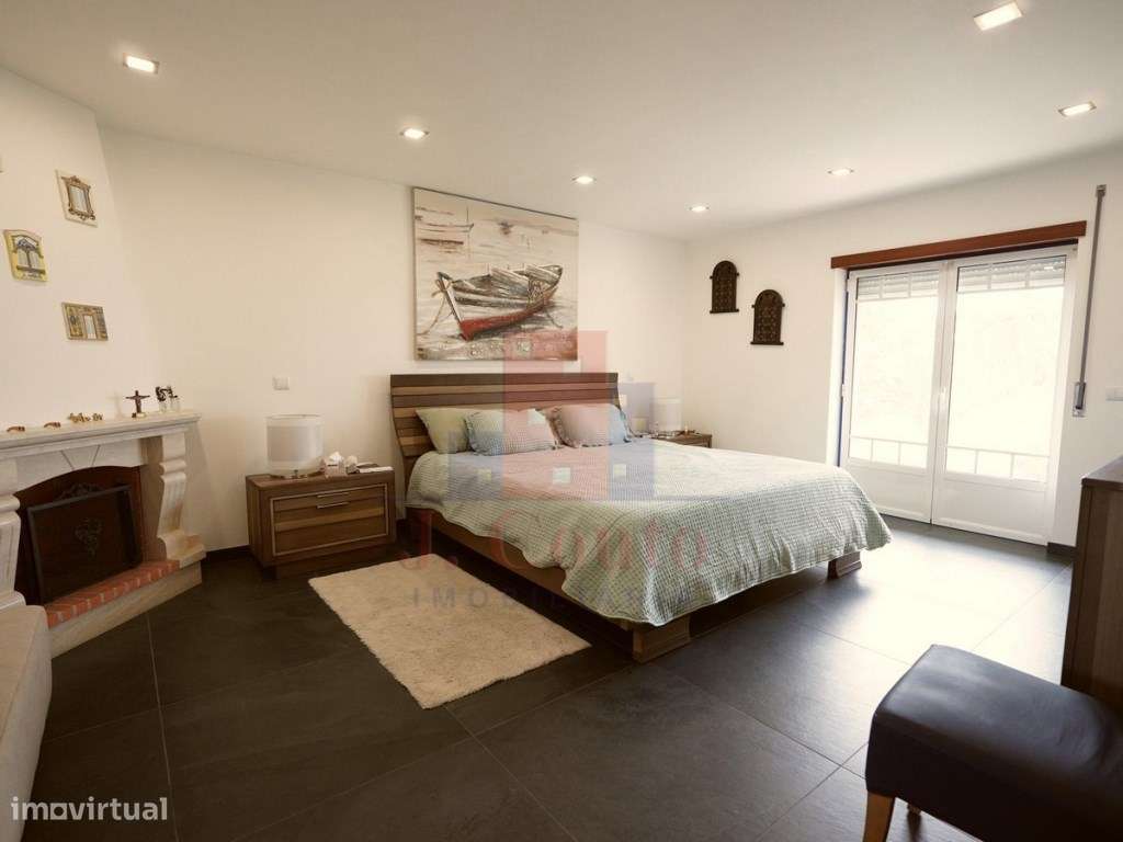 Moradia T5 | Piscina | Terreno | Vistas panorâmicas-43