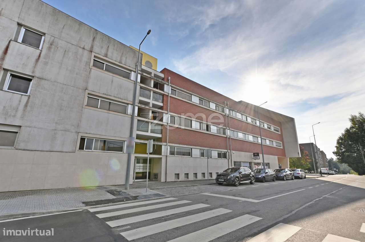 Apartamento T2 - Castêlo da Maia (Próximo ao Metro) - Grande imagem: 2/26