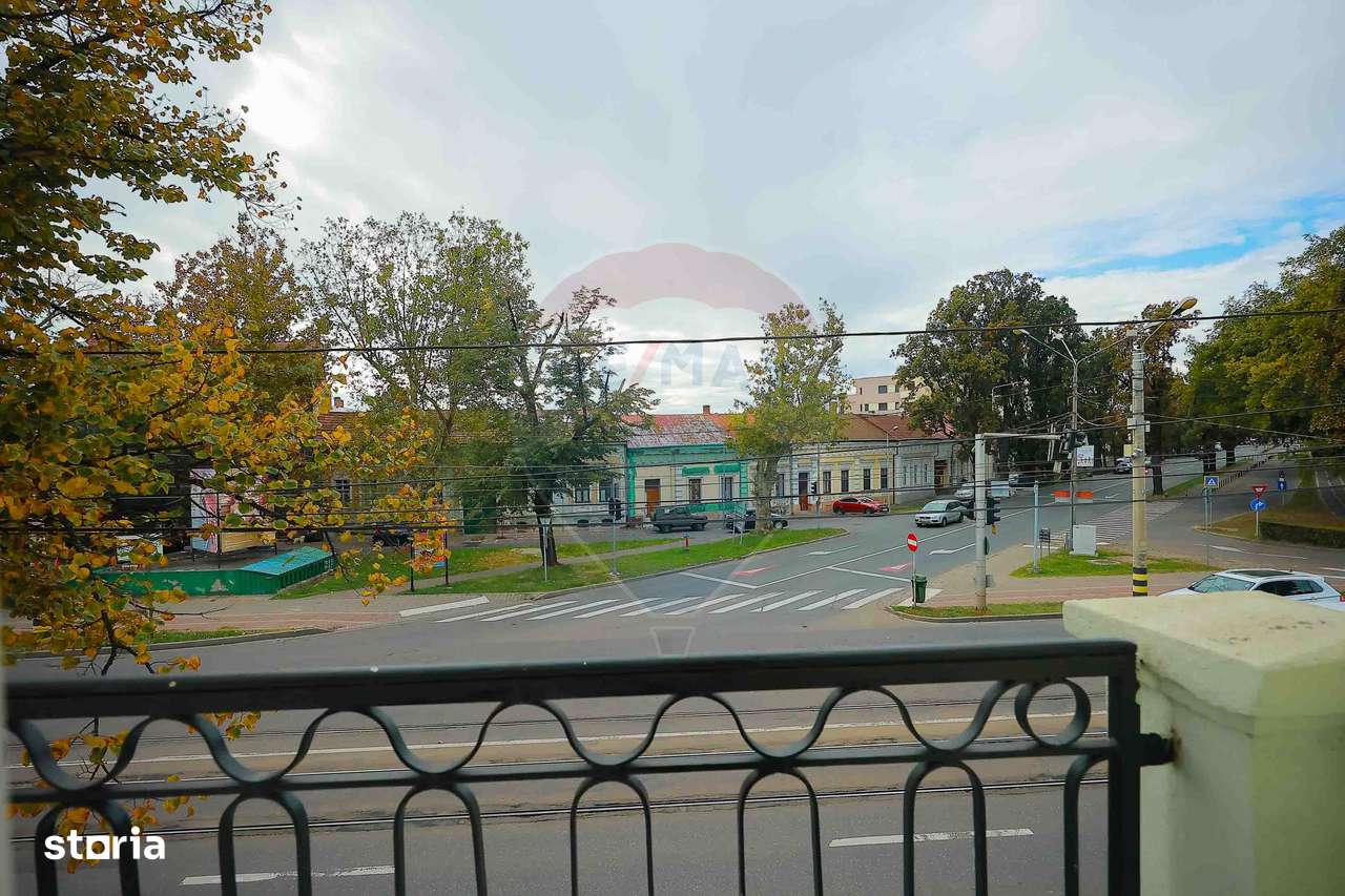 De vânzare apartament cu 2 camere, etaj 1, str. Republicii - Imagine principală: 2/16