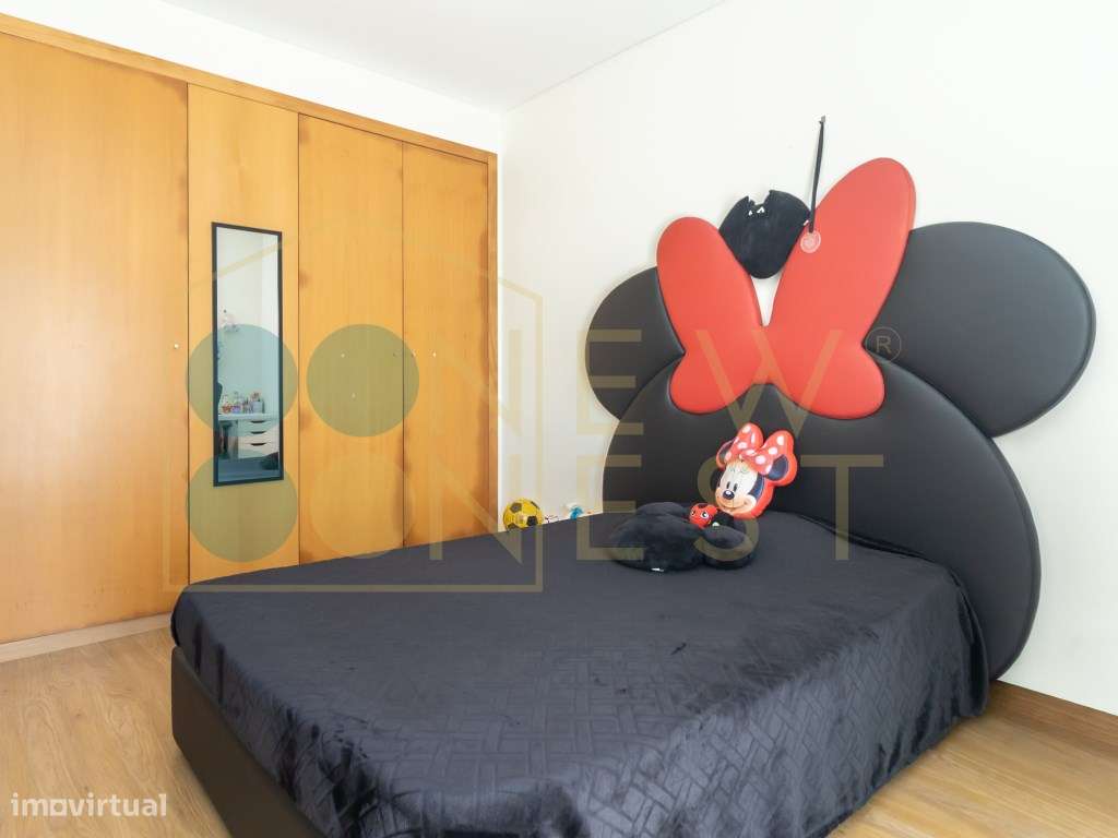 Apartamento T4 com Terraço, 3 varandas, 2 Parqueamentos e Arrecadaç...-37