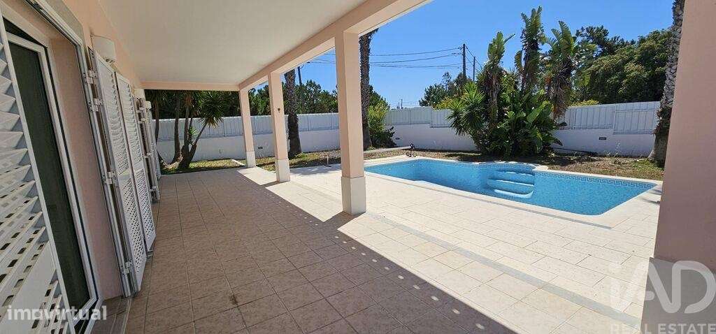 Casa / Villa T5 em Sesimbra (Castelo) de 350,00 m2 - Grande imagem: 2/23