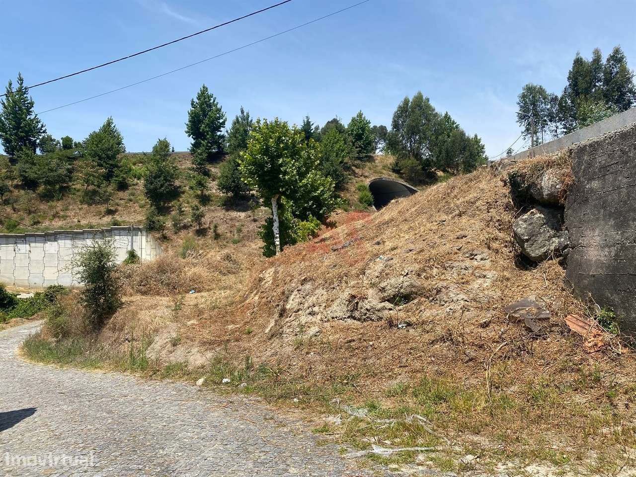 Terreno de construção com 816 m² em Silvares, Lousada - Grande imagem: 4/4