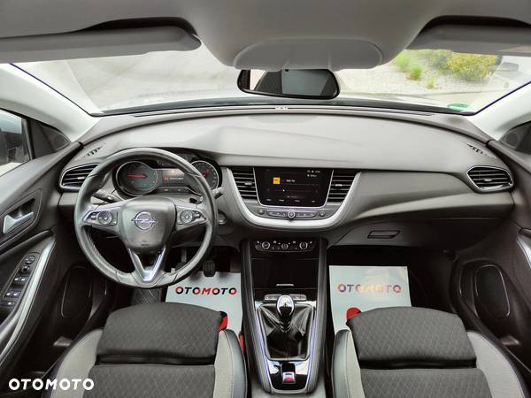 Opel Grandland X 1.5 D Start/Stop Business Elegance - 16