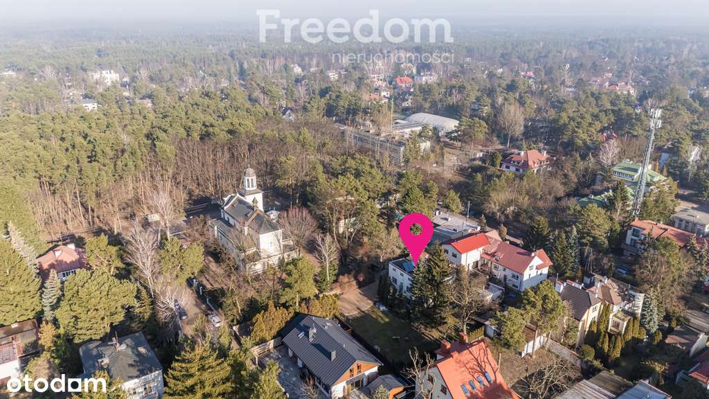 Przestrzeń dla Dwóch Rodzin w Idealnym Otoczeniu - Pełny obrazek: 1/20