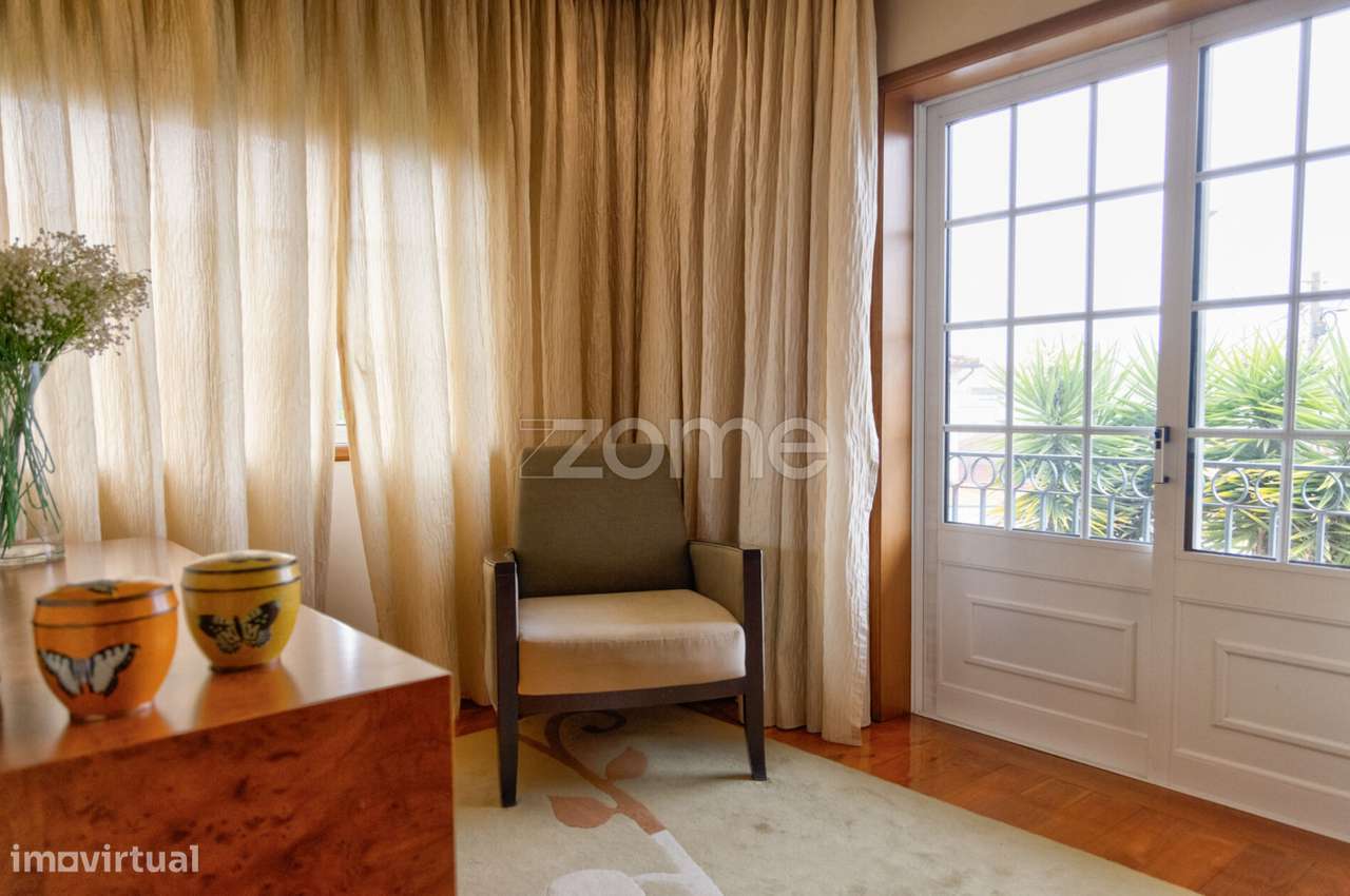 LUXUOSA MORADIA - LOCALIZAÇÃO PREMIUM NO CENTRO DE FAMALICÃO-52