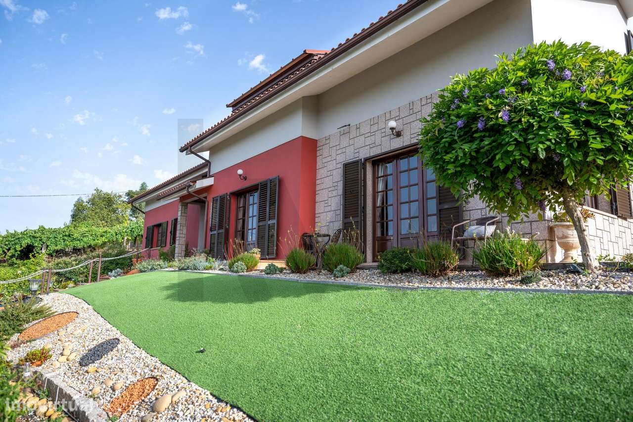 Casa da Fonte | Moradia T6 de Charme com 2.400m2 de Terreno - Grande imagem: 4/58