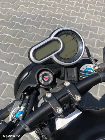 Ducati Scrambler - 9