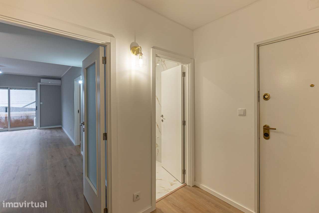 Apartamento T3 renovado | Bonfim, Porto | 105 m2-26
