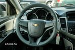 Chevrolet Cruze 1.6 LS - 27