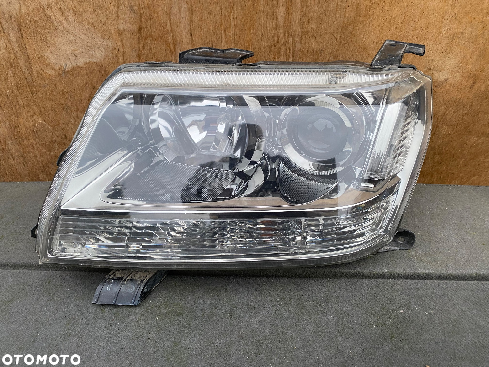 lampa grand vitara lewa eu cała - 2