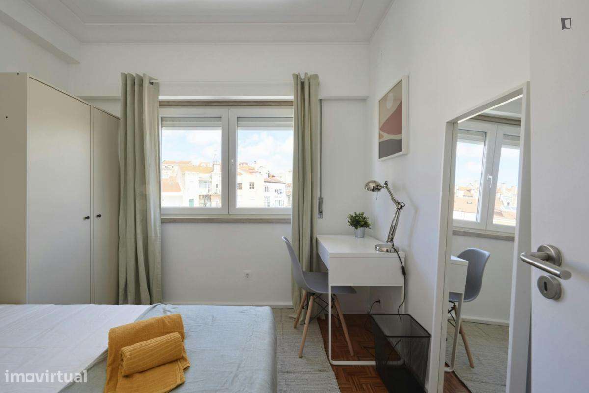 Quarto - localizado em Campolide Lisbon - Grande imagem: 5/27
