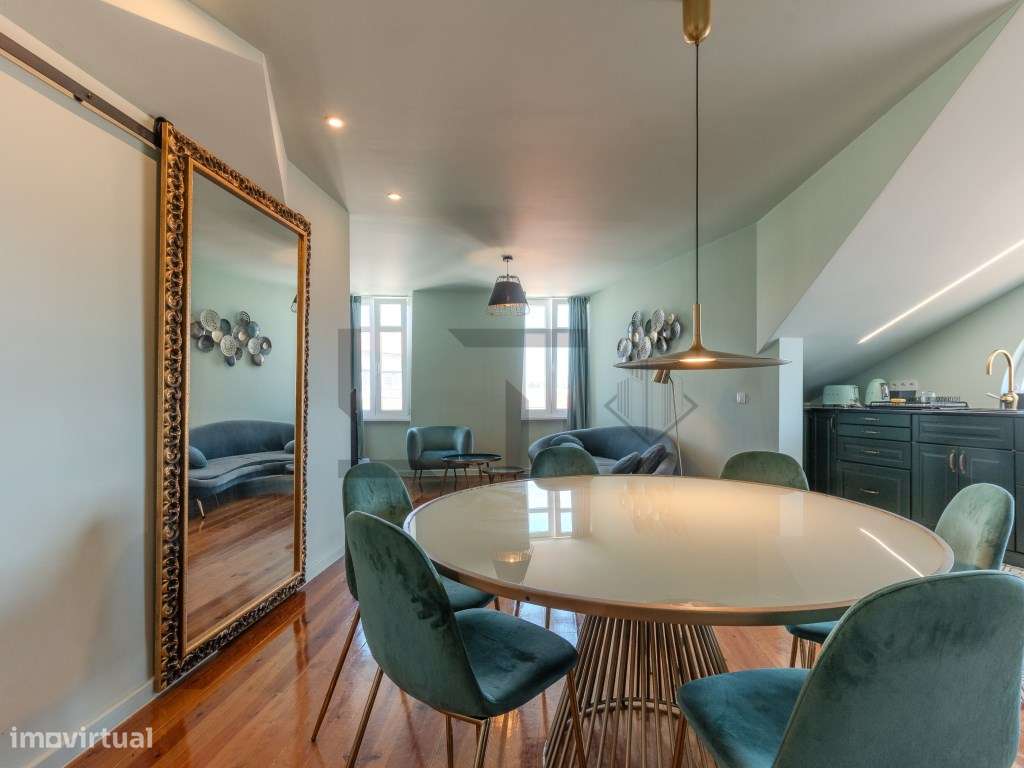 Fantástico Apartamento T2 Remodelado e Mobilado com Vistas Panorâmi... - Grande imagem: 2/19