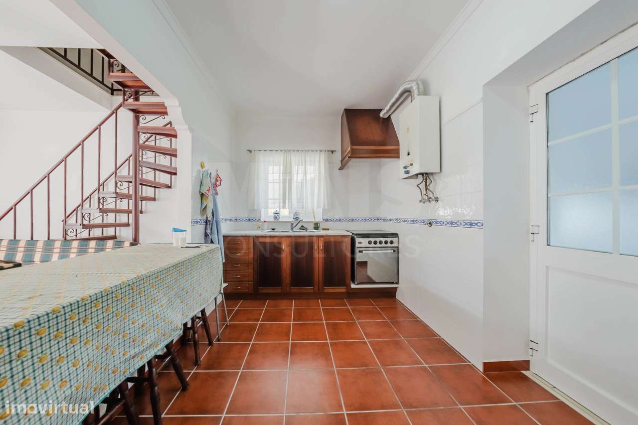 Moradia T2+1 com Logradouro - Grande imagem: 4/37