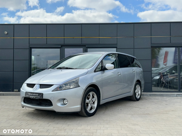 Mitsubishi Grandis 2.4 Intense - 9