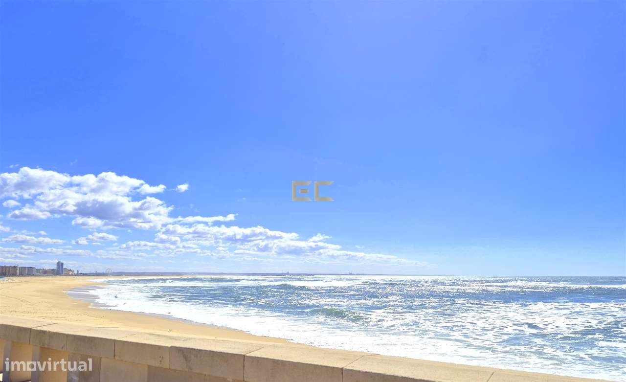 Apartamento T3 novo, com garagem, para venda na Figueira da Foz- Buarc-43