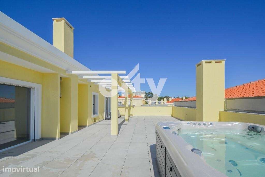 APARTAMENTO T4 DÚPLEX  COM TERRAÇO e JACUZZI PRIVATIVO EM MAFRA-0