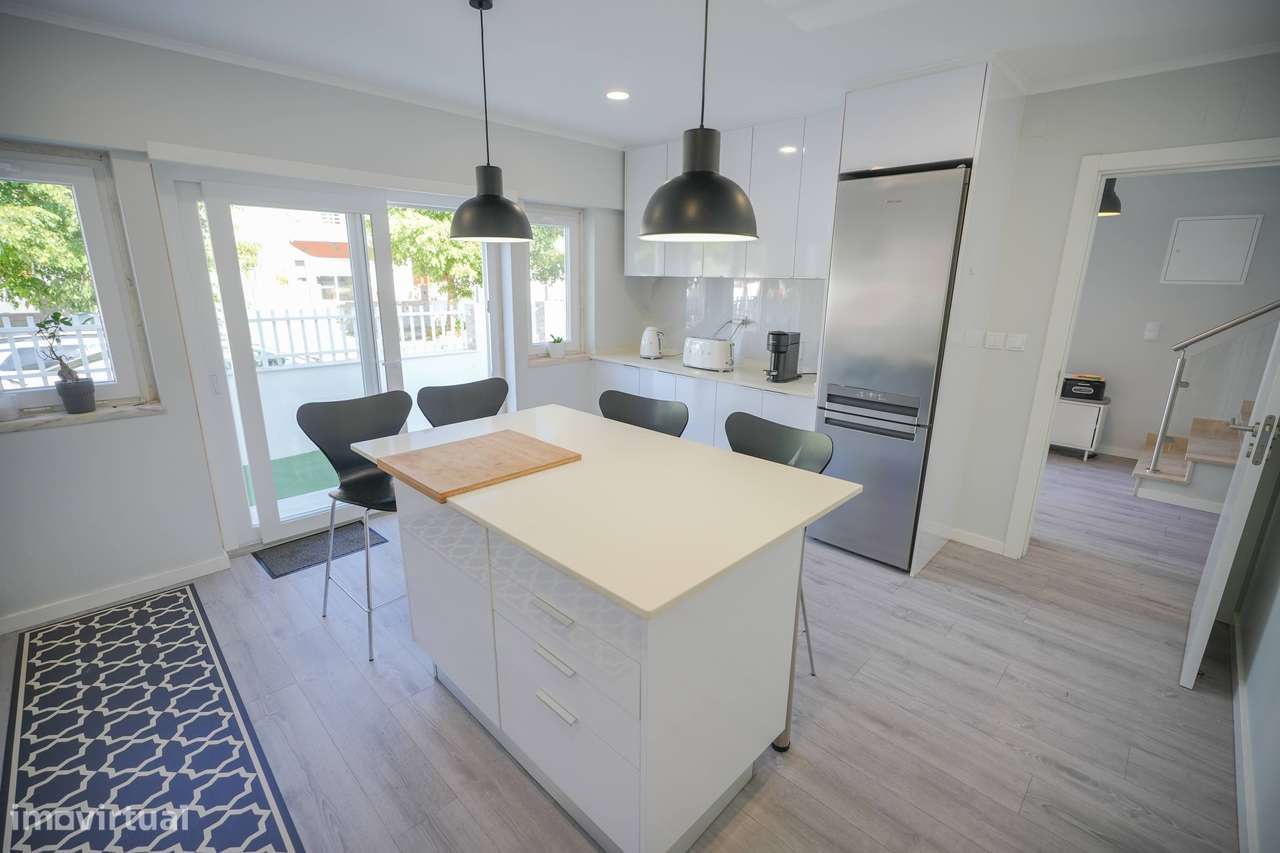 Moradia T5 Mem Martins-17