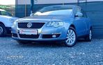 Volkswagen Passat Variant 2.0 TDI Blue TDI Comfortline - 14