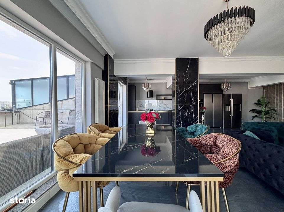 Penthouse cu vedere panoramica la mare de inchiriat in Mamaia Nord - Imagine principală: 5/19