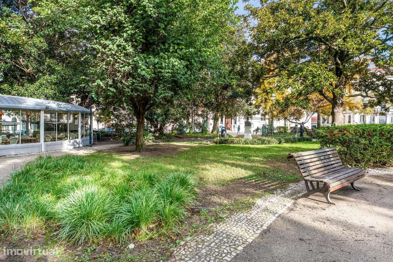 Apartamento T2 com varanda, Príncipe Real, Lisboa-27