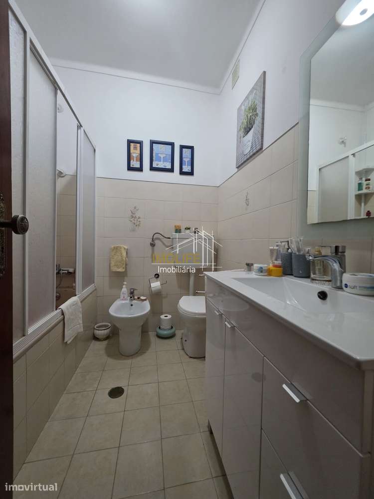 Apartamento T2 com varanda Entroncamento-17