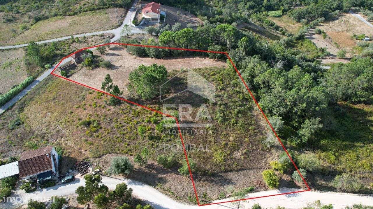 Moradia T3 localizada em Vila Cã, Pombal-9