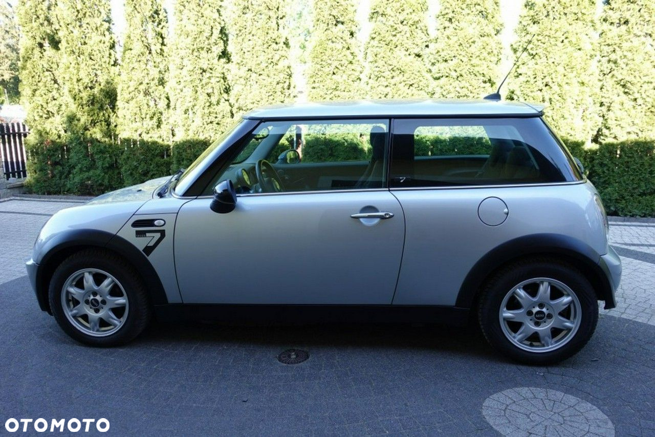 MINI ONE - 3