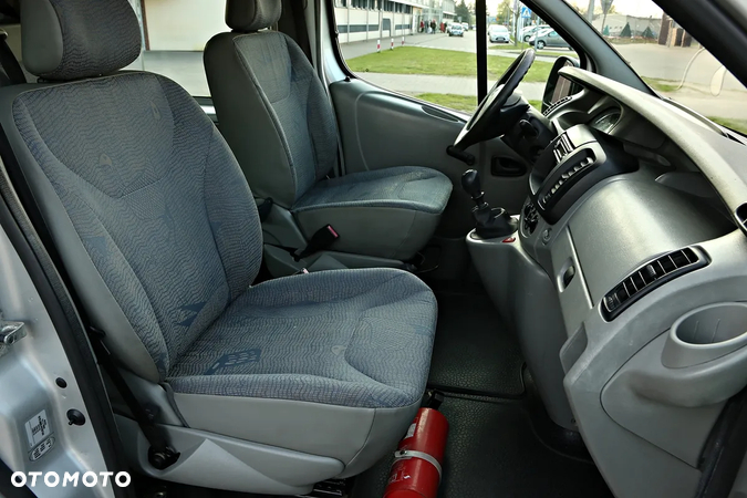 Renault Trafic - 24