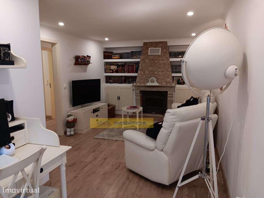 MORADIA DE LUXO V3 COM PISCINA e QUINTA- TERRUGEM-9