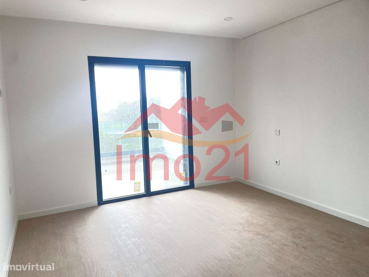 T2 Duplex com Terraço novo em Esgueira-10