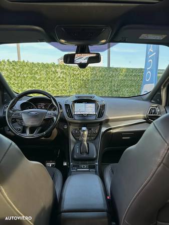 Ford Kuga 2.0 TDCi 4WD Powershift ST-Line - 16