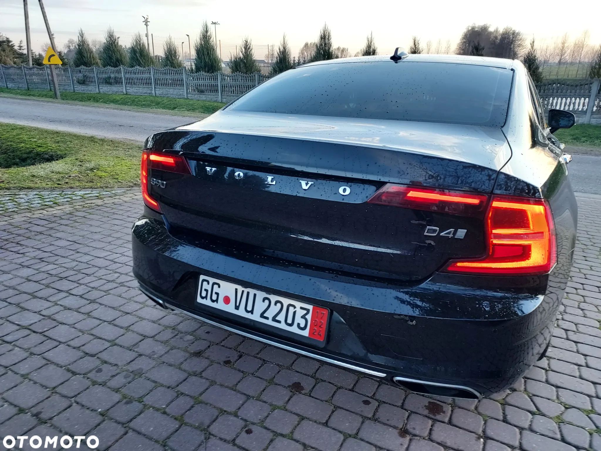 Volvo S90 D4 Inscription - 16