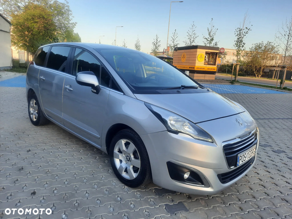 Peugeot 5008 e-HDI 115 ETG6 Stop&Start Allure - 16