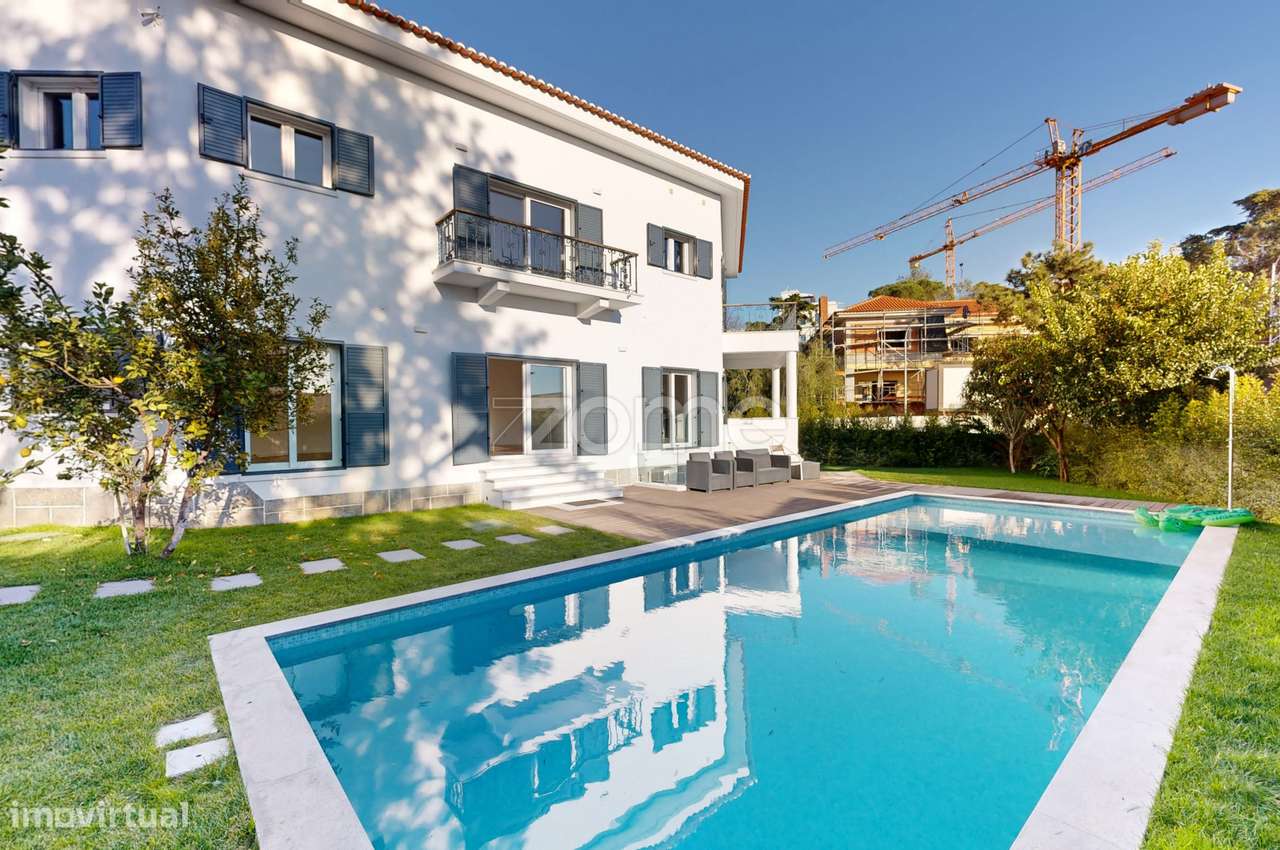 Moradia T4+2 no Estoril com piscina e anexo (2a casa) - Grande imagem: 2/60