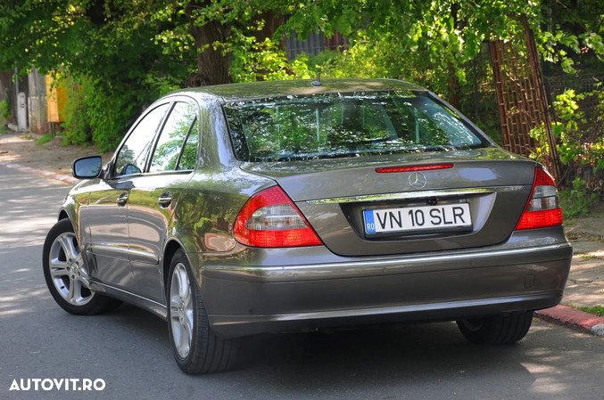 Mercedes-Benz E 320 CDI 7G-TRONIC Avantgarde - 3