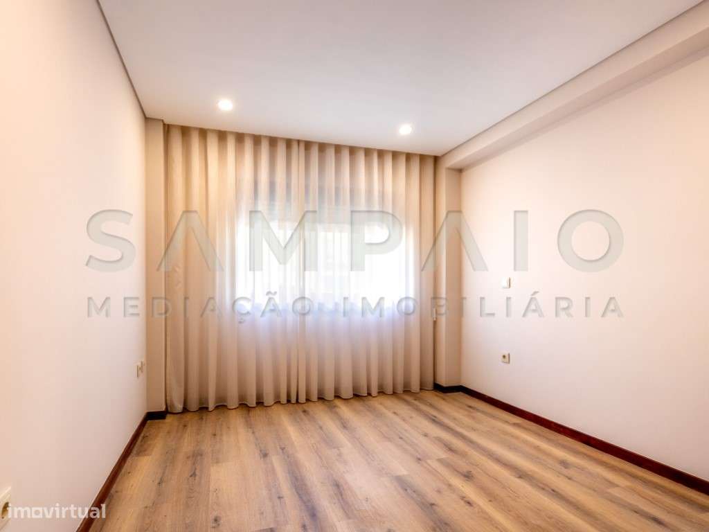 Apartamento T3 Renovado- Valongo!-26