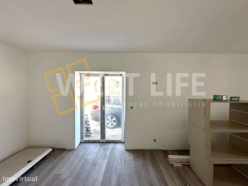 Moradia T3 totalmente remodelada, ótima exposição solar e vista com... - Grande imagem: 4/23