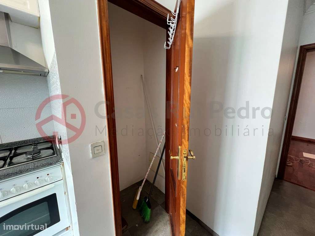 Apartamento T3 com garagem e arrecadação em Santa Marta do Pinhal, ...-11