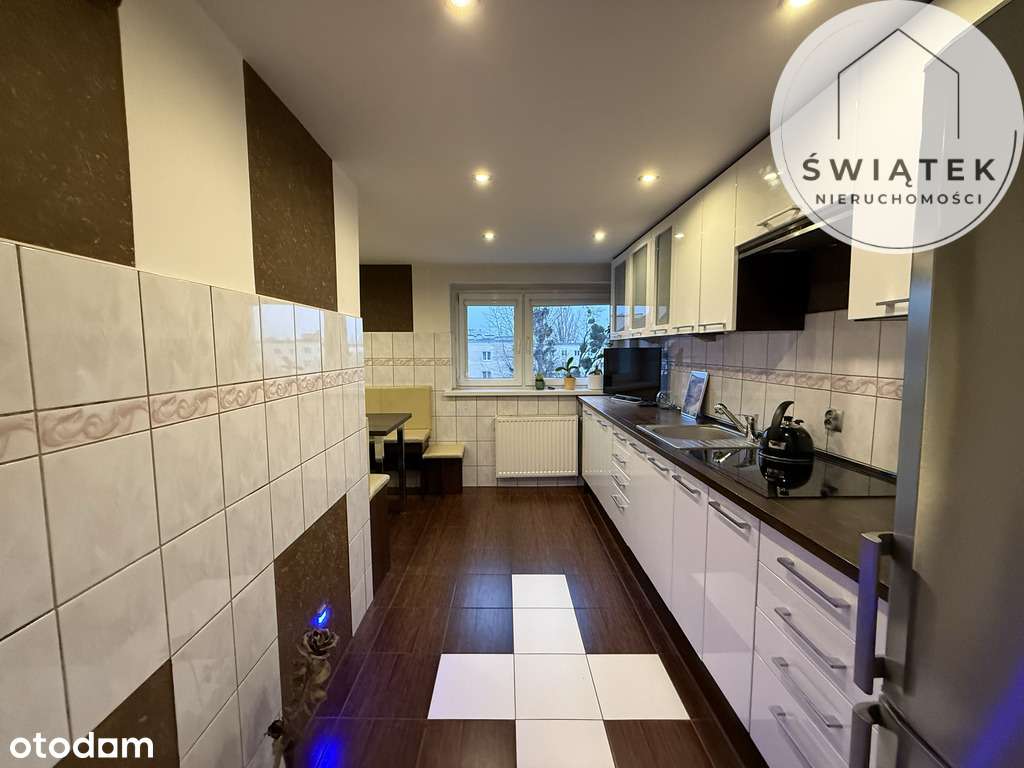 Czarnieckiego Koło Sądu 70 m2 Poddasze-8