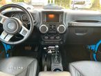 Jeep Wrangler 3.6 Unlim Sahara - 3